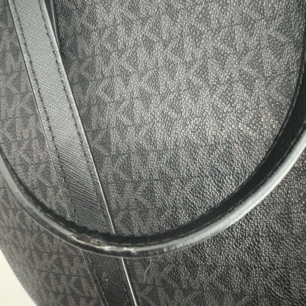 Michael Kors chic black